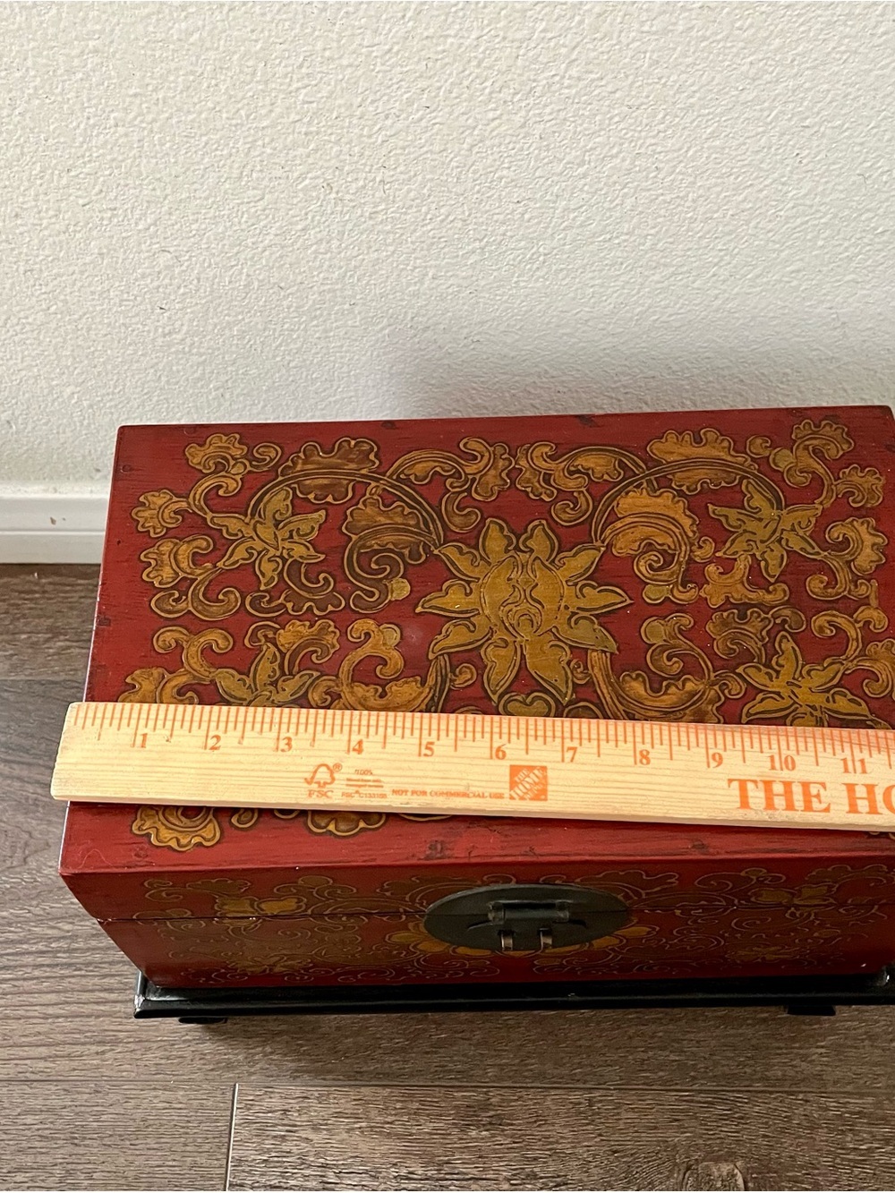 Hand-Painted Red and Gold Decorative Jewelry Box - Picture 4 of 13